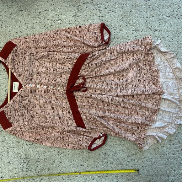 Jackson Rowe M GUC Red and White Patterned dress ruffled bottom - Picture 10 of 13